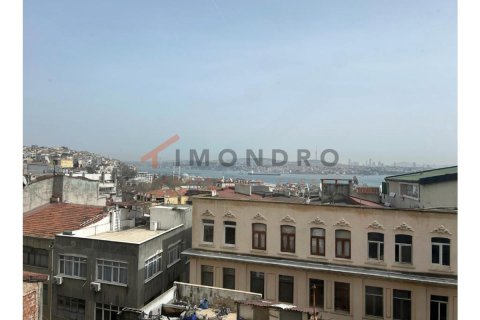 3 bedrooms Apartment in Beyoglu, Turkey No. 80455