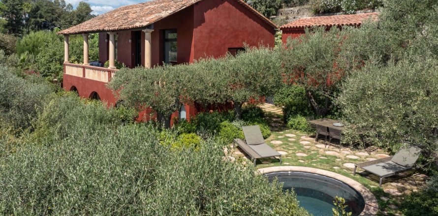 3 bedrooms House in Biot, France No. 67939