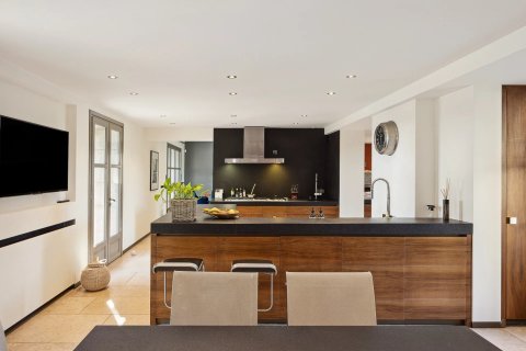 6 bedrooms Villa in Mougins, France No. 71815 8