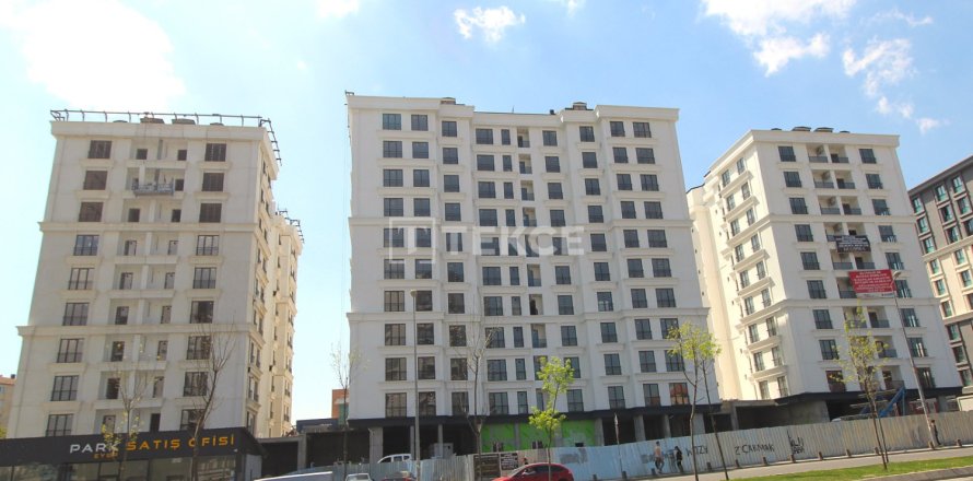 3 bedrooms Apartment in Istanbul, Turkey No. 12813