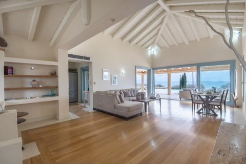 5 bedrooms Villa in Kranidi, Greece No. 108442 6