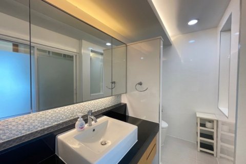 3 bedrooms Duplex in Bangkok, Thailand No. 96576 11