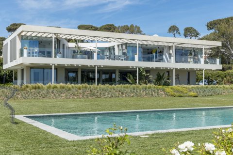 6 bedrooms House in Antibes, France No. 99779 10