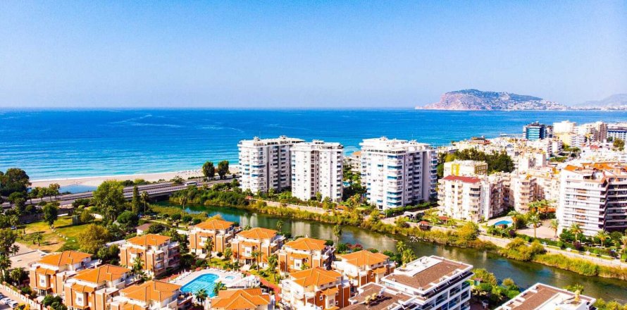 3 dormitorios Apartment en Alanya, Turkey No. 79598