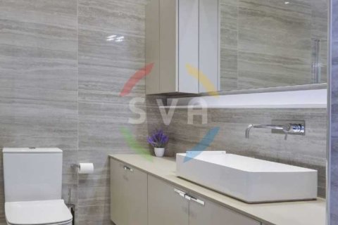 3 bedrooms Apartment in Germasogeia, Cyprus No. 82129 9