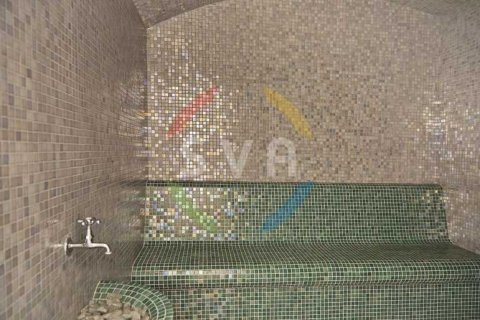 3 bedrooms Apartment in Germasogeia, Cyprus No. 82129 12