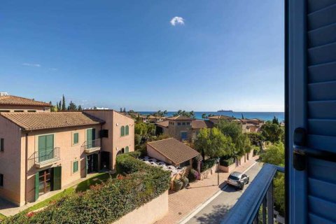 3 chambres Appartement à Pyrgos, Cyprus No. 43554 9