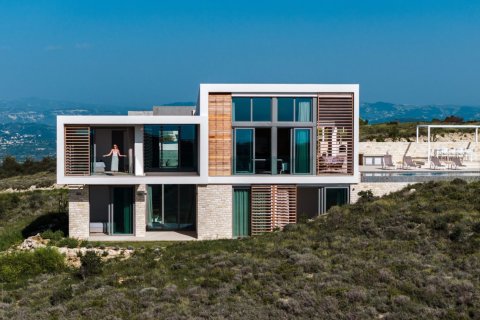 4 bedrooms Villa in Tsada, Cyprus No. 64806 1