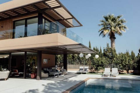 4 bedrooms Villa in San Juan, Spain No. 126368 1