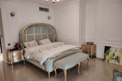 5 bedrooms Penthouse in Al Tebin Al Shaabiyya Housing, Vietnam No. 95228 18