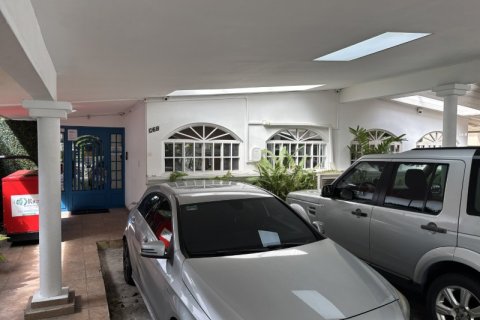 6 bedrooms Commercial property in Panama City, Panama No. 109752 12