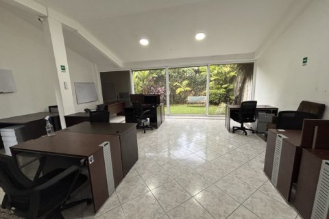 6 bedrooms Commercial property in Panama City, Panama No. 109752 3
