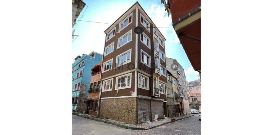9 bedrooms Villa in Fatih, Turkey No. 16727