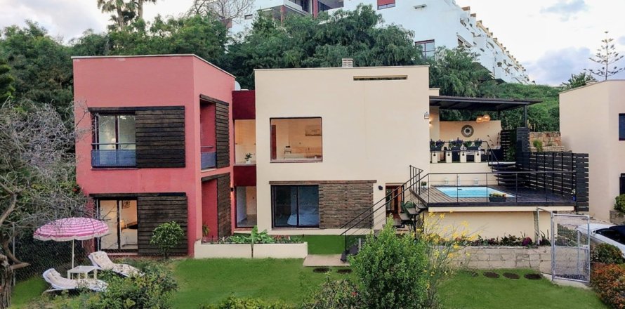 4 bedrooms Properties in Cat Trinh, Vietnam No. 92367