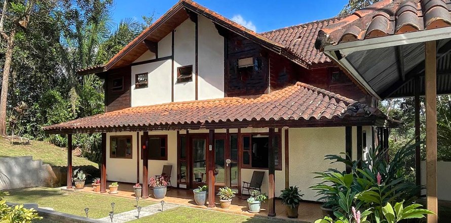 4 bedrooms House in El Arado, Panama No. 70601