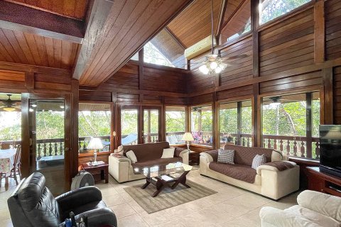 4 bedrooms House in El Arado, Panama No. 70601 10