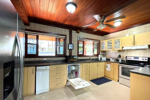 4 bedrooms House in El Arado, Panama No. 70601 16