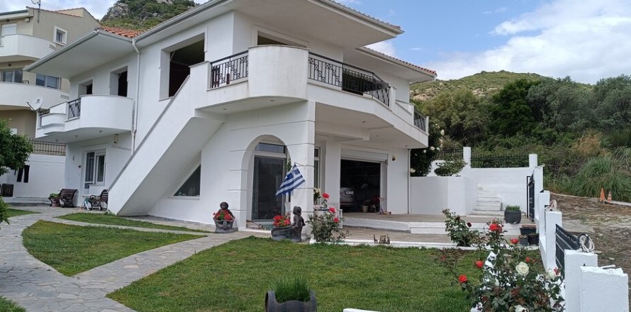 4 rooms Building in Kavala, Greece No. 108740