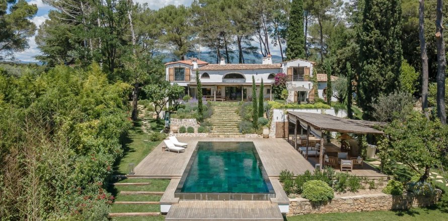 6 chambres Villa à Mougins, France No. 68076