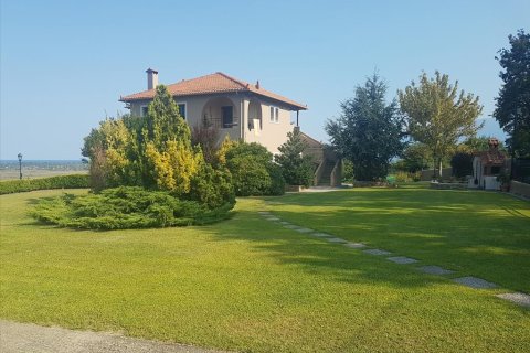 5 bedrooms Villa in Dion, Greece No. 56605 2