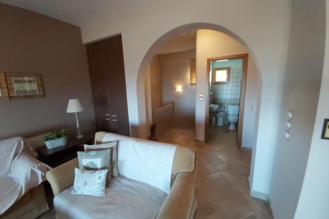 5 bedrooms Villa in Dion, Greece No. 56605 15