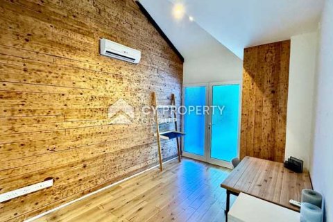 4 bedrooms House in Pervolia, Cyprus No. 100414 8