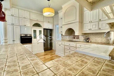 4 bedrooms House in Pervolia, Cyprus No. 100414 9