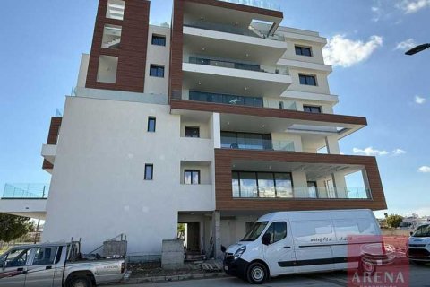 2 bedrooms Apartment in Larnaca, Cyprus No. 79942 2