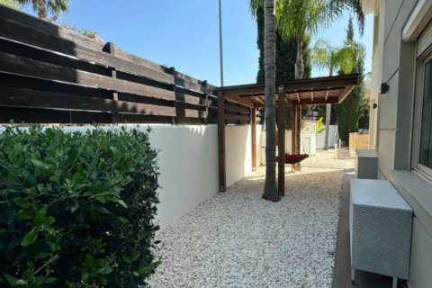 5 bedrooms Villa in Pyrgos, Cyprus No. 76556 10