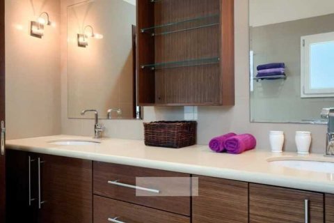 6 bedrooms Villa in Paphos, Cyprus No. 84394 8