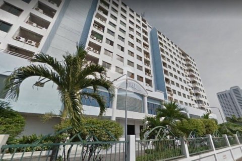 2 bedrooms House in Bangkok, Thailand No. 97160 14