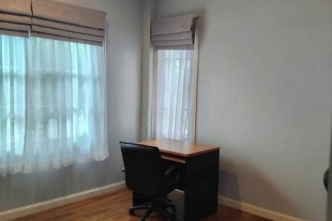 2 bedrooms House in Bangkok, Thailand No. 97160 15