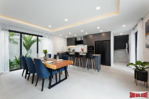 4 bedrooms Villa in Jomtien Beach, Thailand No. 96626 22