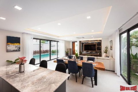 4 bedrooms Villa in Jomtien Beach, Thailand No. 96626 23