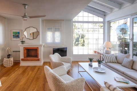 5 bedrooms Villa in Hiep Hoa, Vietnam No. 85812 19