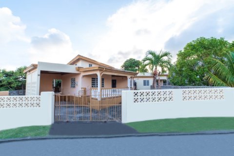 3 bedrooms Villa in Basseterre, Saint Kitts and Nevis No. 61423 2