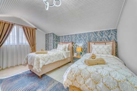 4 bedrooms Penthouse in Chau Lang, Vietnam No. 92755 14