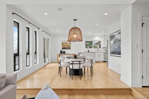 5 bedrooms House in Niwot, USA No. 104530 8