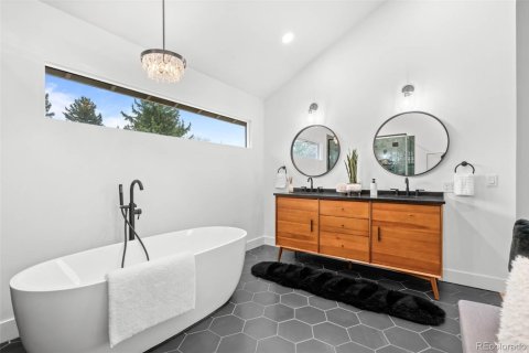 5 bedrooms House in Niwot, USA No. 104530 24