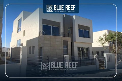 5 bedrooms Villa in Palm Hills New Cairo, Egypt No. 38605