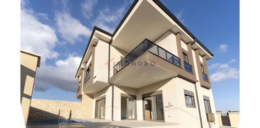 4 dormitorios Villa en Thoi Lai, Turkey No. 120818