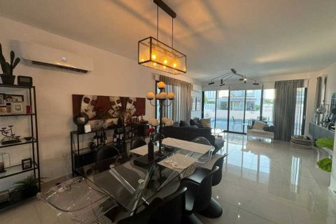 3 bedrooms House in Larnaca, Cyprus No. 79887 2