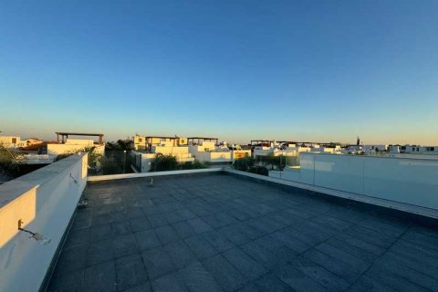 3 bedrooms House in Larnaca, Cyprus No. 79887 8