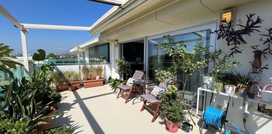 4 rooms Apartment in Kargicak, Turkey No. 20843