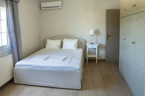 4 bedrooms Maisonette in Markopoulo Mesogaias, Greece No. 122136 9