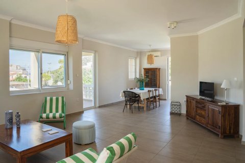 4 bedrooms Maisonette in Markopoulo Mesogaias, Greece No. 122136 3