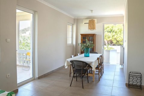 4 bedrooms Maisonette in Markopoulo Mesogaias, Greece No. 122136 6