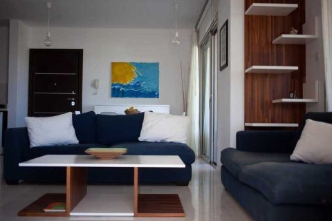 Пентхаус с 2 спальнями в Агиос Тихонас, Кипр №46383 7