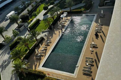 3 bedrooms Apartment in Limassol, Cyprus No. 66647 12