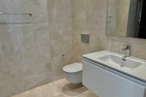 3 bedrooms Apartment in Limassol, Cyprus No. 66647 8